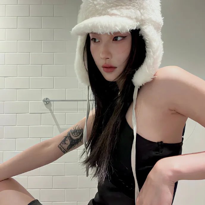 红。白。蓝