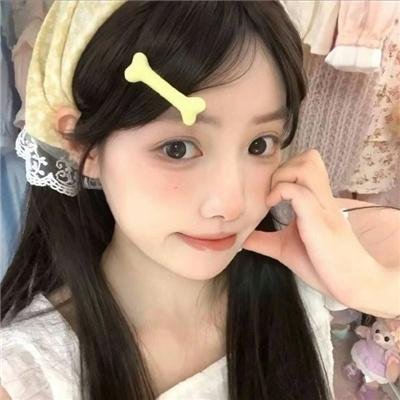 月亮中的亚马逊女人