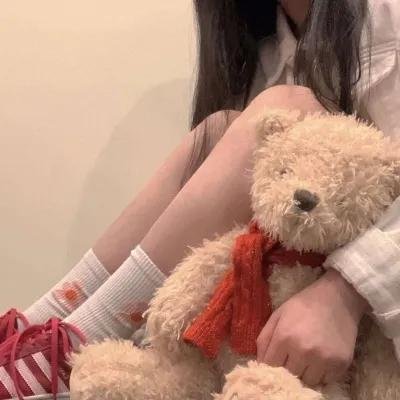 不认识的女友